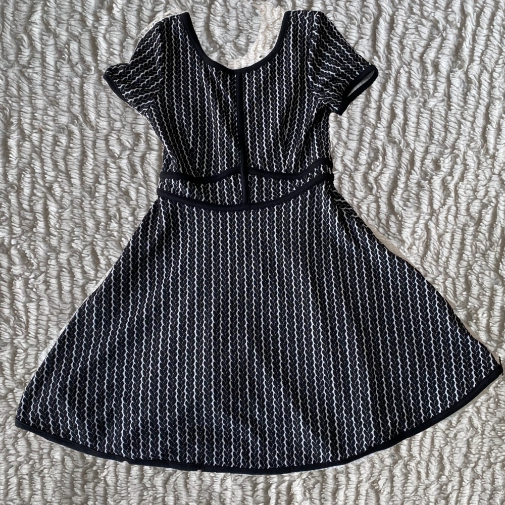 41 Hawthorn Womans formal casual dress size S